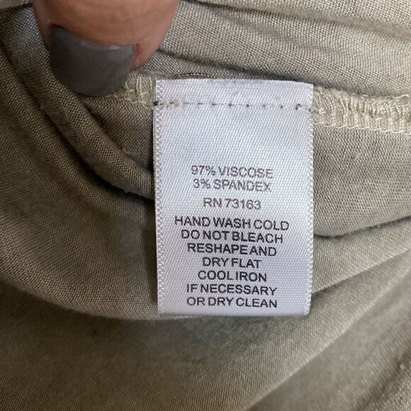 Cable & Gauge Short Sleeve Lightweight Olive Green Shirt - Picture 6 of 6